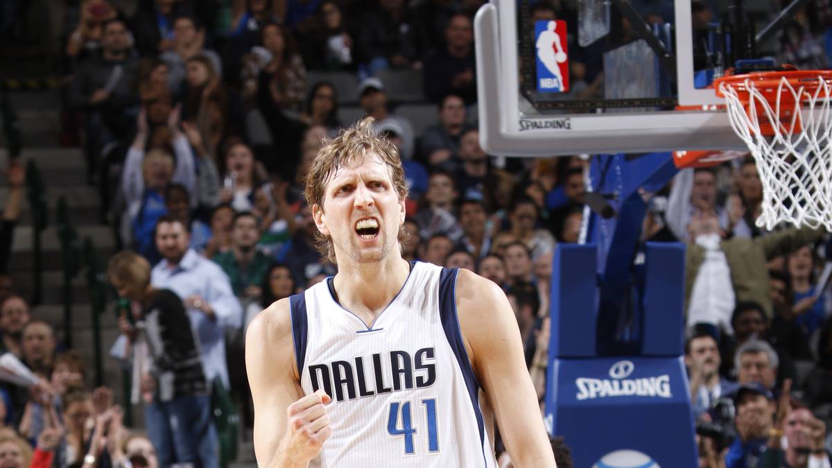 Dirk Nowitzki ist gegen Memphis gut drauf. Im Duell mit dem direkten Playoff-Kontrahenten Memphis legt der Würzburger 20 Punkte auf