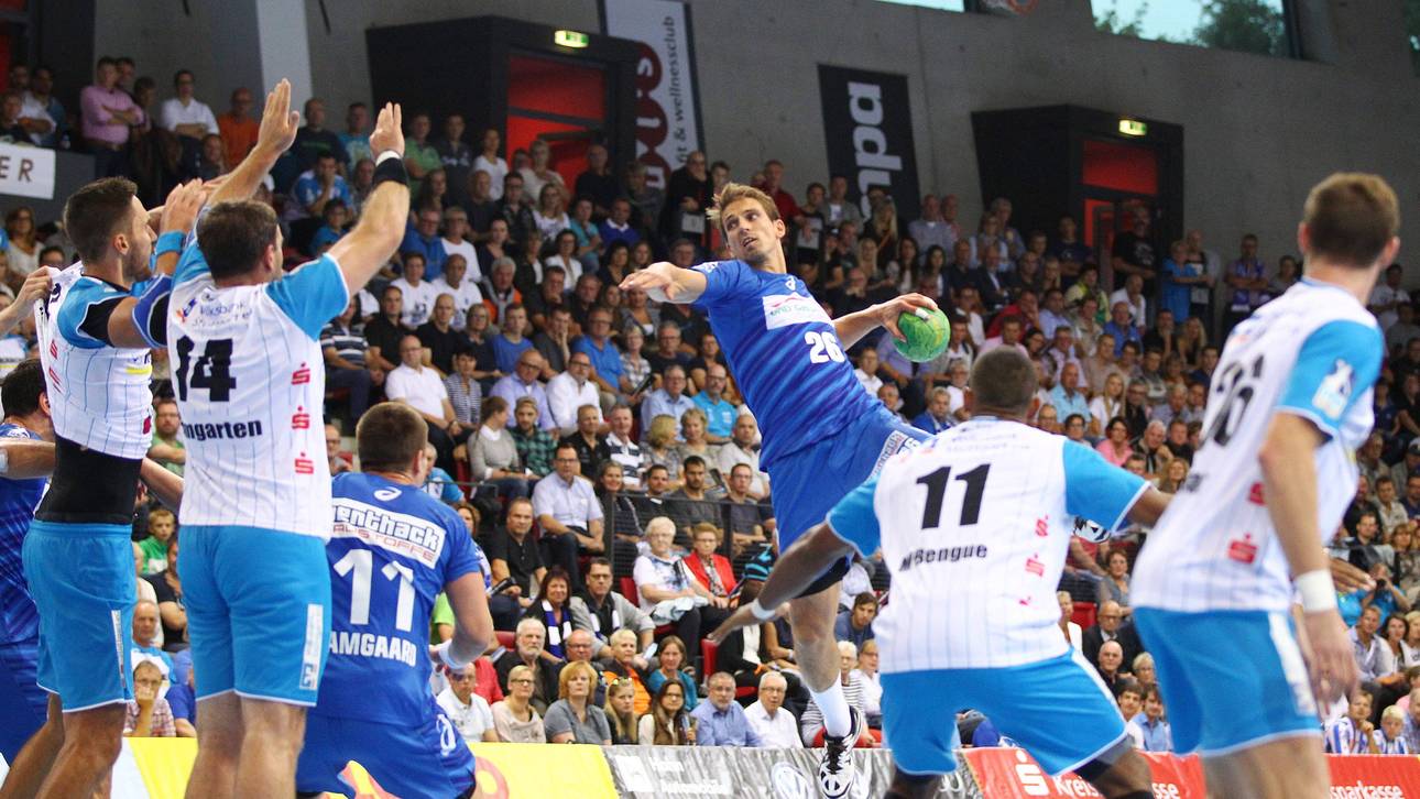 HSV Hamburg besiegt Aufsteiger