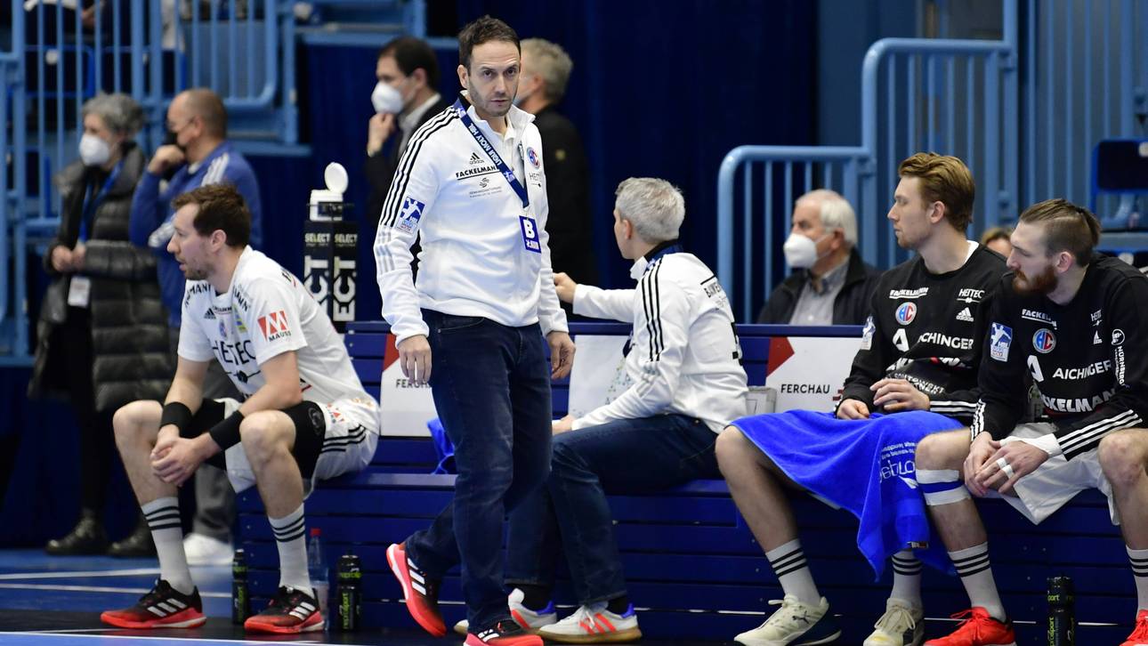 Alonso dauerhaft auch Trainer