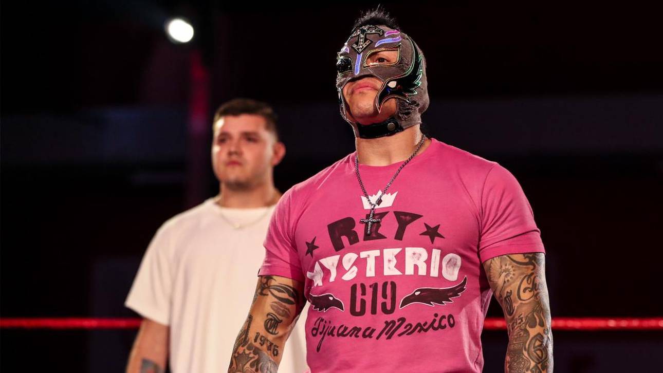 Rey Mysterio bleibt WWE erhalten