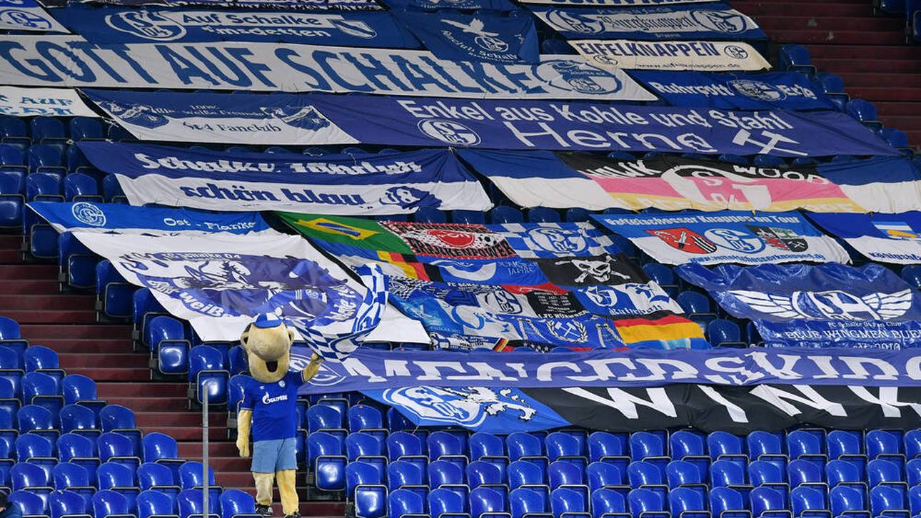 Fans tragen Schalke zu Grabe