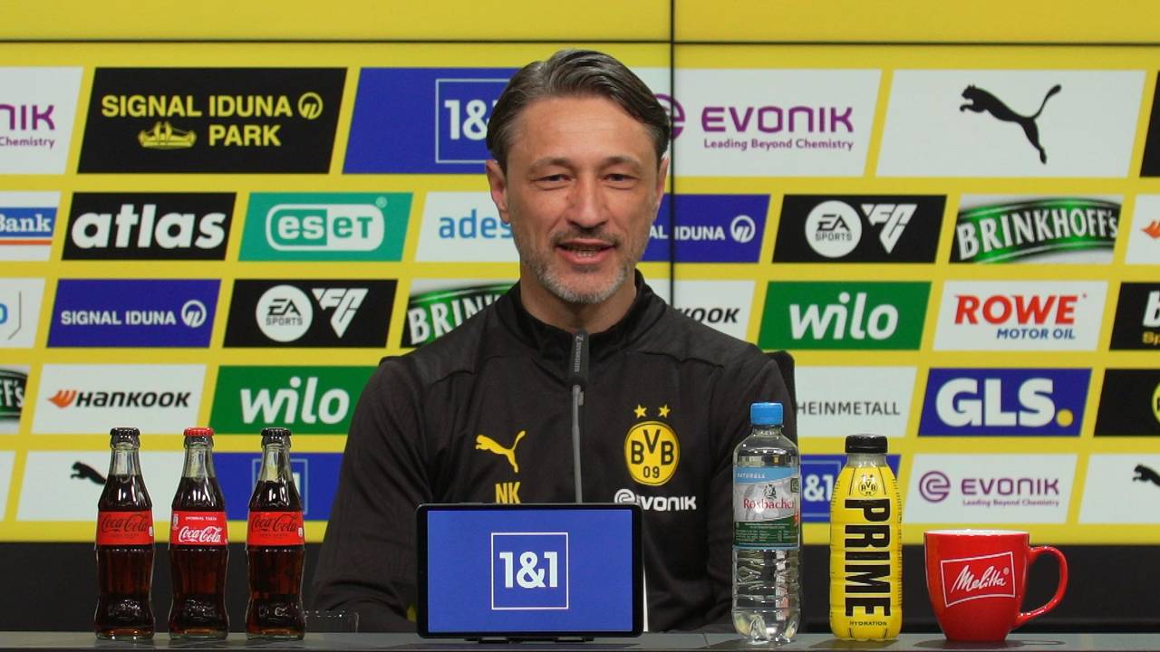 Müller? Hier kann sich Kovac das Grinsen nicht verkneifen