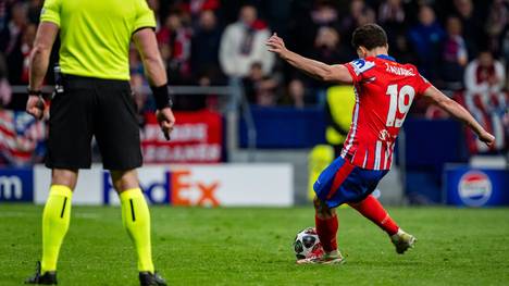 Alvarez berührte den Ball leicht beim Elfmeter