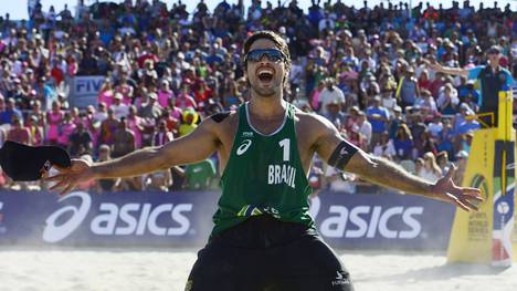 2015 ASICS World Series of Beach Volleyball - Day 6