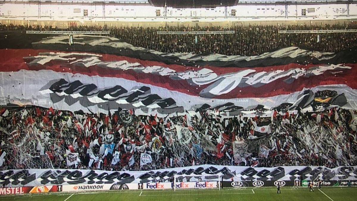 Bereits in der vergangenen brillierten die Eintracht-Fans mit fantastischen Choreografien. SPORT1 blickt in Bildern auf die besten Choreos der Vergangenheit