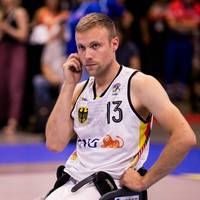 Die deutschen Rollstuhlbasketballer haben sich bei der letzten Chance ihr Ticket für die Paralympics geholt.
