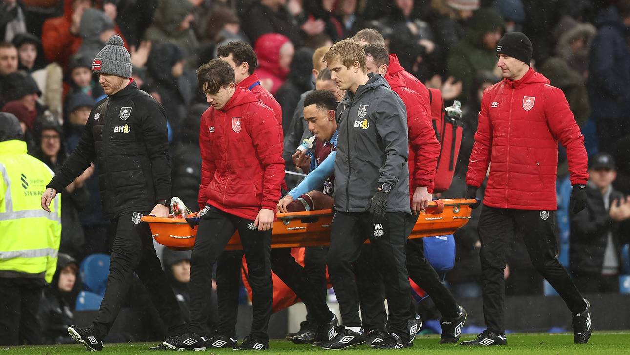 Verletzter bekommt sogar Sauerstoff!