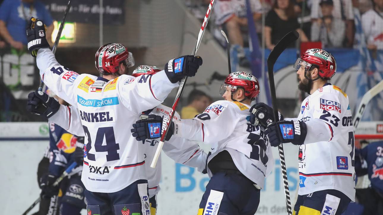 Eisbären wehren Matchpuck ab