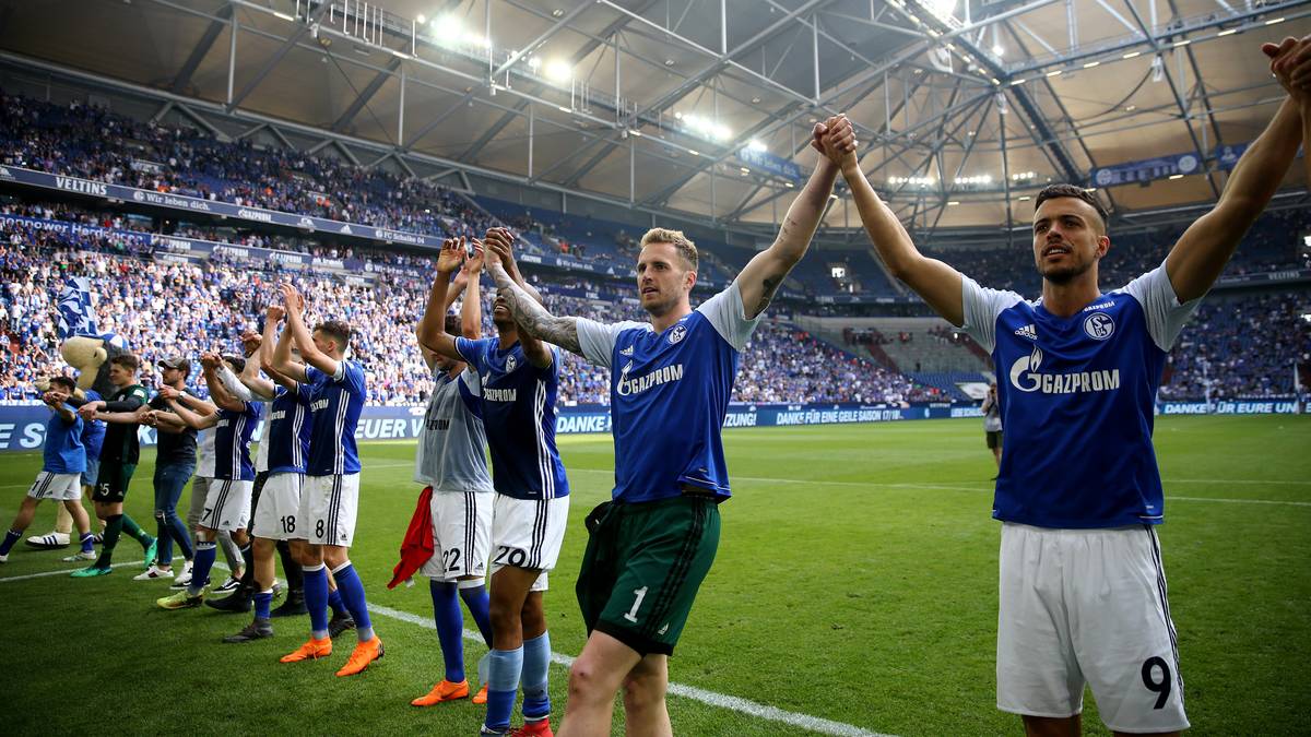 FC Schalke 04 v Eintracht Frankfurt - Bundesliga
