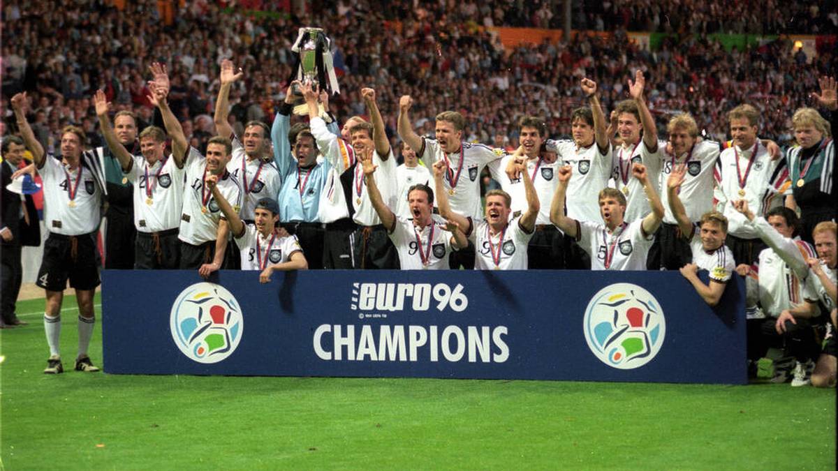 1996 schlug Deutschland zum dritten Mal zu. Unter Trainer Berti Vogts gelang Matthias Sammer, Oliver Bierhoff und Co. auf dramatische Art und Weise der Coup