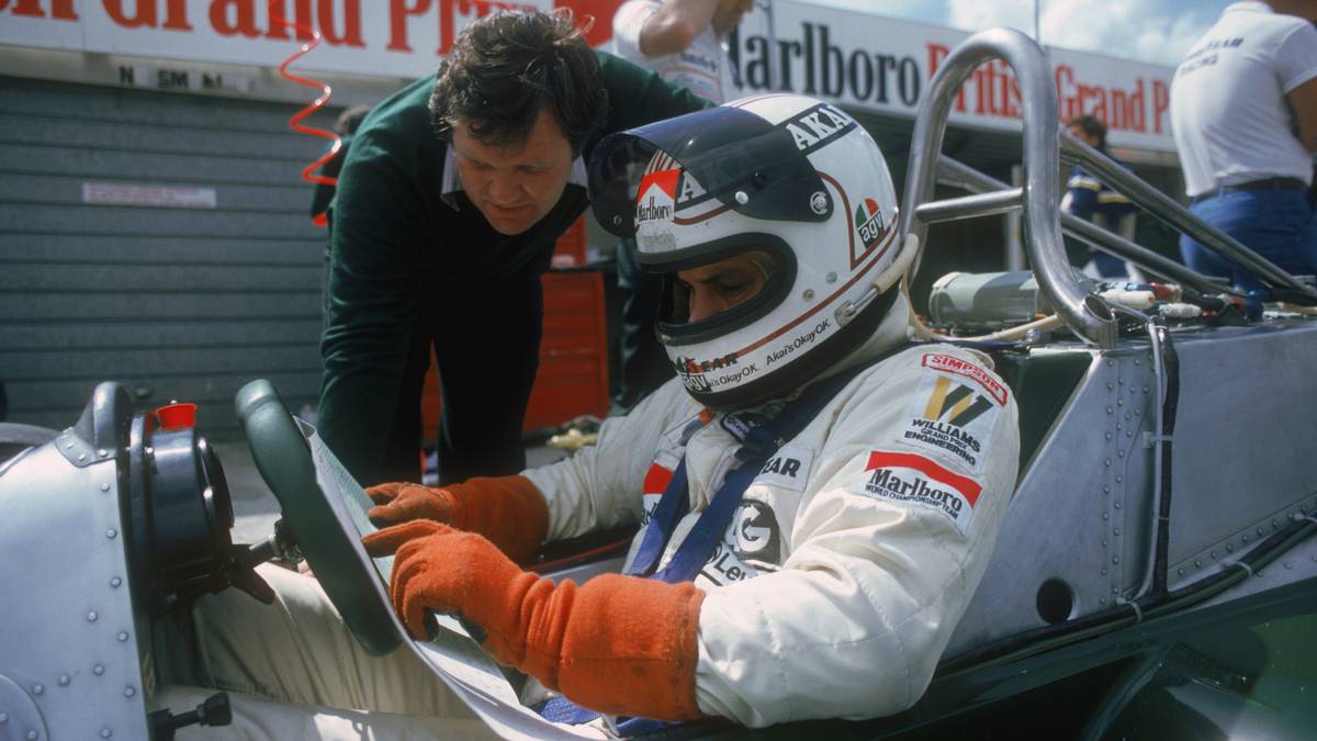 Weitaus weniger Skandalpotenzial bietet der Sieg von ALAN JONES auf dem Österreichring 1977. Der Weltmeister von 1980 gewinnt im Shadow-Boliden von Startplatz 14 aus und holt sich den ersten von insgesamt zwölf Siegen in der Formel 1
