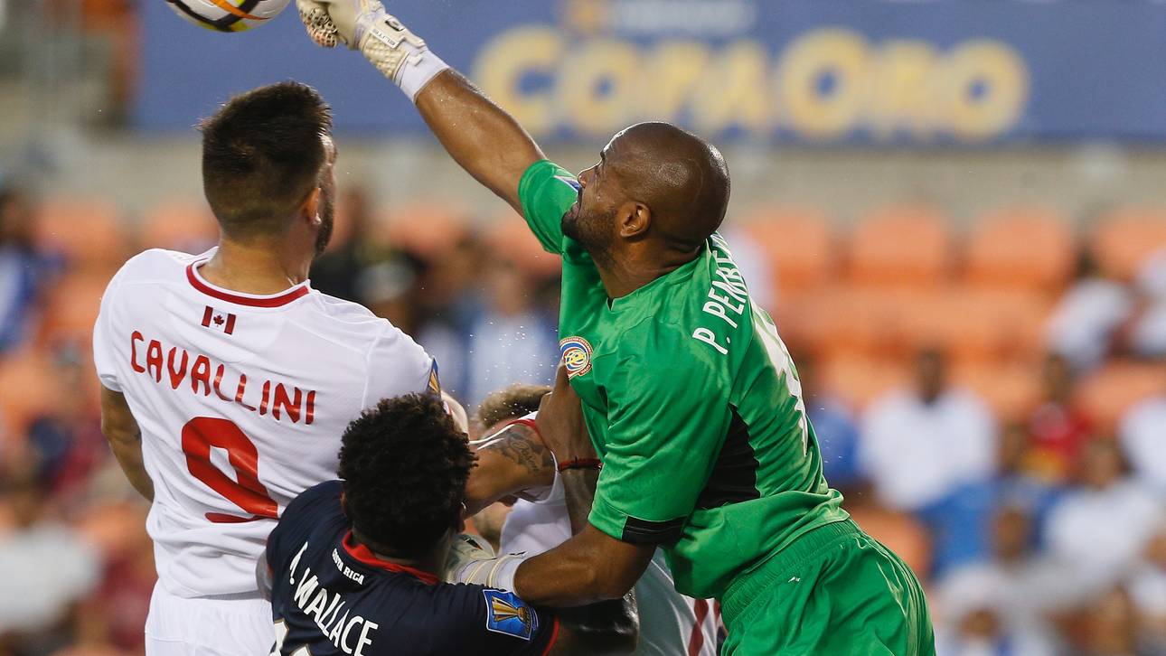 Kanada und Costa Rica auf Kurs