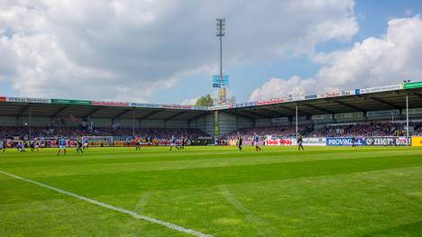 Das Holstein-Stadion ist zu klein für die Bundesliga