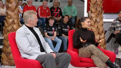 Bayer Leverkusen und Bayern München treffen im Achtelfinale der Champions League aufeinander. Die Runde des STAHLWERK Doppelpass diskutiert über das Topspiel.