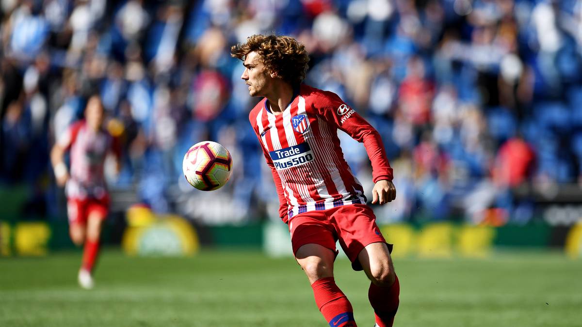 Doch nach einem wochenlangen Hickhack, zu dem auch Griezmann beitrug, steht der neue Klub nun fest. Atlético-Boss Gil Marín verriet im spanischen Fernsehen: Griezmann wechselt zu Barcelona - egal, ob Superstar Neymar ebenfalls zurückkommt oder nicht