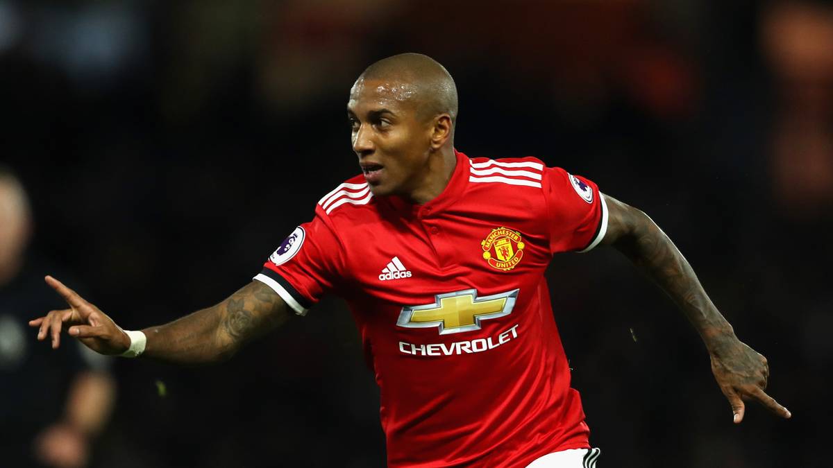 PLATZ 34 (geteilt): ASHLEY YOUNG (Manchester United) - 6,4 Millionen Euro pro Jahr