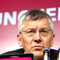 Präsident Herbert Hainer will mit dem FC Bayern nicht länger zuschauen, wie andere Klubs in der Basketball Bundesliga (BBL) den Titel abräumen.