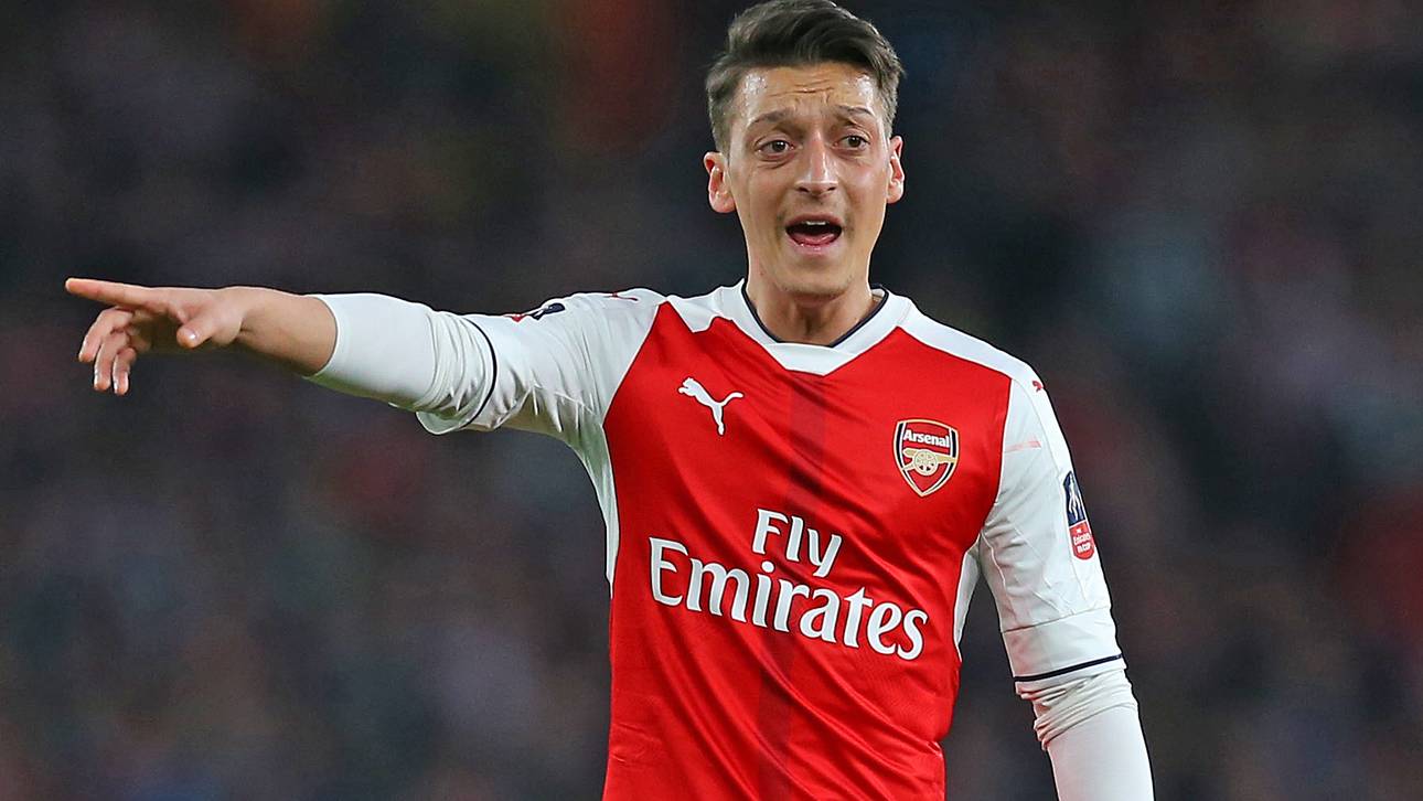 Özil fordert Verstärkungen