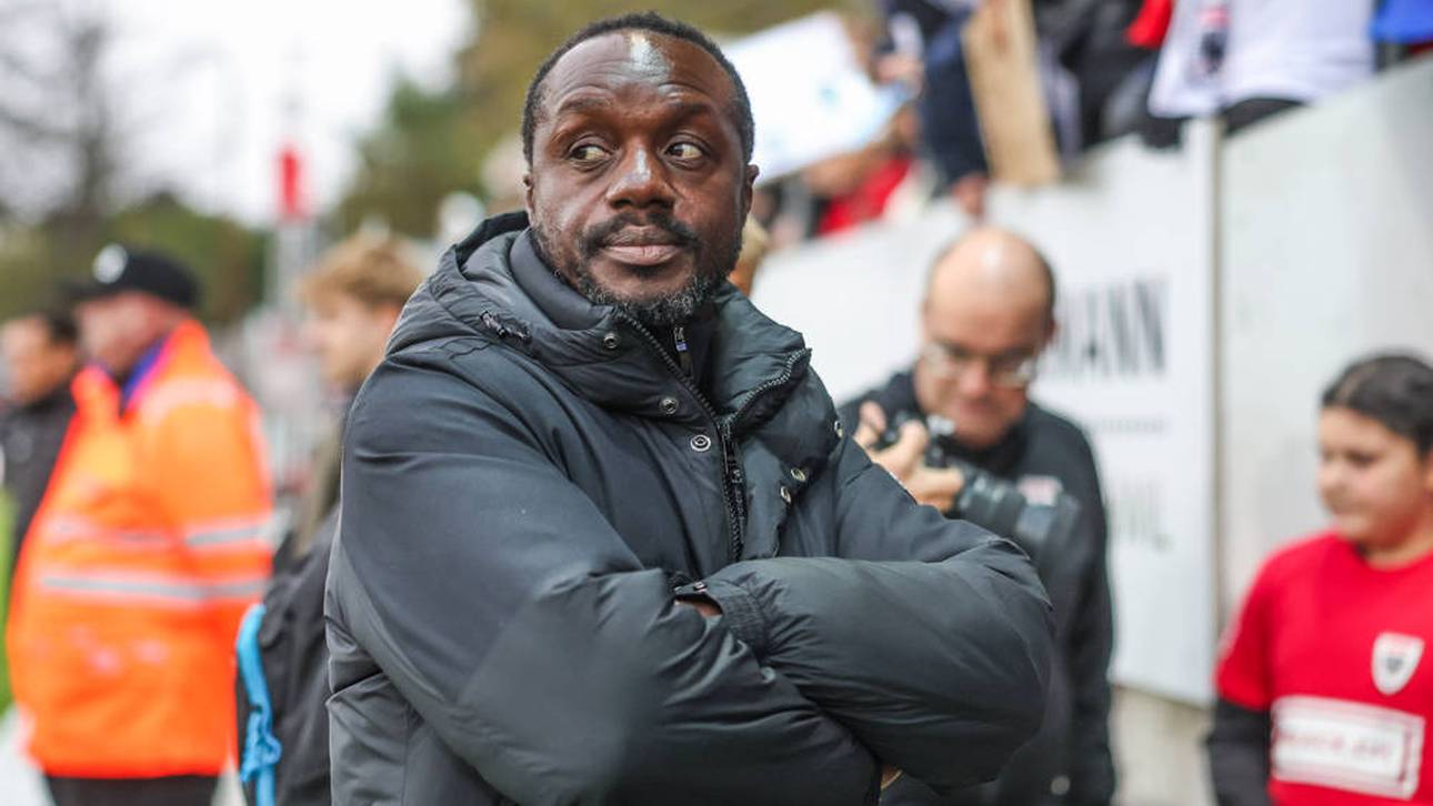 Ben Manga soll den Schalke-Profis eine Ansage gemacht haben