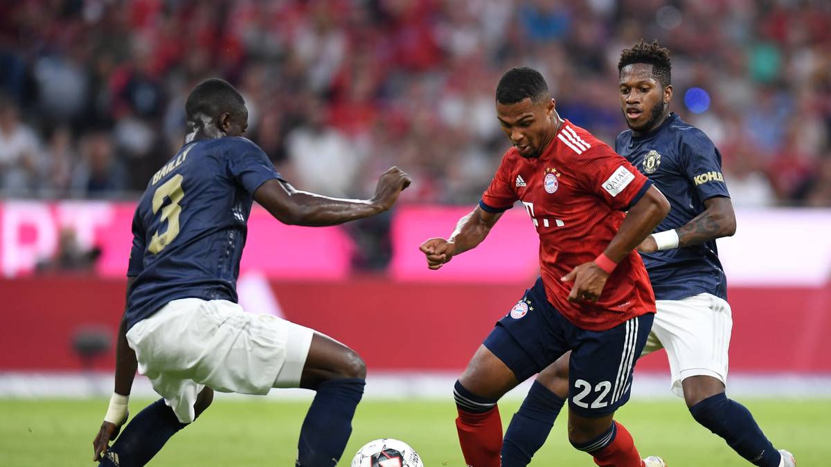 SERGE GNABY: Der Neuzugang schien einer der Gewinner in der Vorbereitung zu sein. Machte im Training einen super Eindruck, ebenso auf der USA-Reise. Am Tegernsee hingegen spielte Gnabry kaum eine Rolle, kam auch gegen Rottach-Egern nicht zum Einsatz, radelte zuletzt einsam im Fitnesszelt, drehte am Donnerstag alleine seine Runden auf dem Platz. Es heißt, er habe muskuläre Probleme. Eine genaue Diagnose nannten die Bayern bislang nicht. Supercup-Form: 50 Prozent