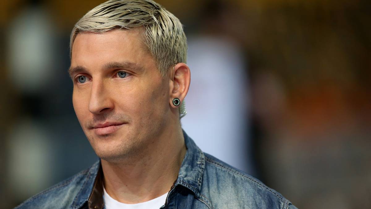 Stefan Kretzschmar wurde als Handball-Nationalspieler bekannt. "Kretzsche" hat nach seiner Karriere als Moderator und Schauspieler gearbeitet. Seit Jahren ist er mittlerweile als Experte für SPORT1 tätig