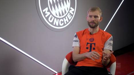 Konrad Laimer verrät, wie der Ehrgeiz und Fleiß von Harry Kane sich auf die Mannschaft und Spieler übertragen.