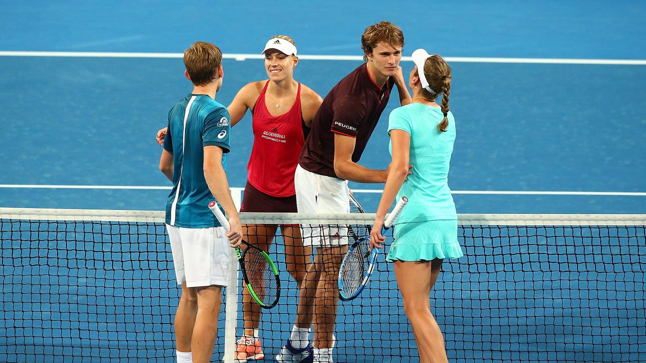 Kerber und Zverev gewinnen Auftakt