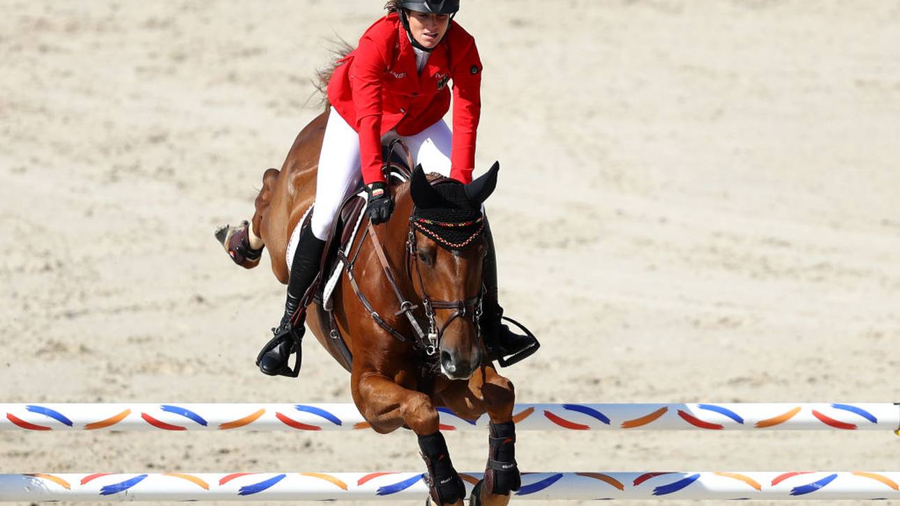 Deutsche Springreiter holen Silber