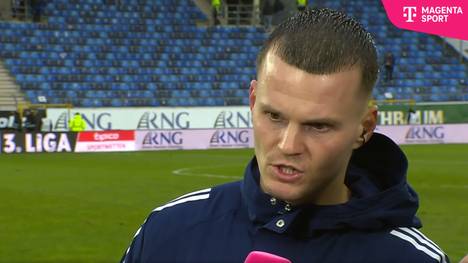 Durch einen Fehlpass leitete Florian Pick den Siegtreffer von Mannheim im Südwest-Derby ein - und schimpfte nach dem Spiel über den Platz.