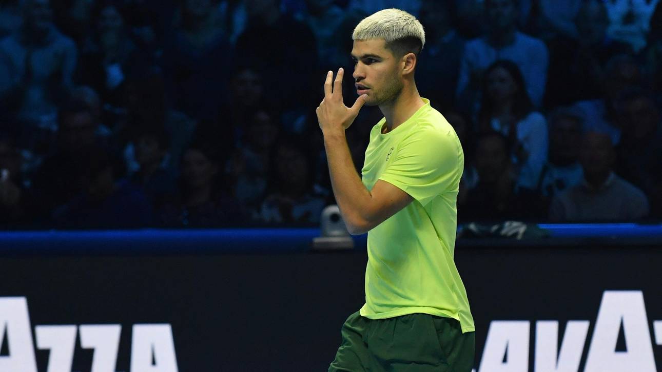 Alcaraz feiert Auftaktsieg