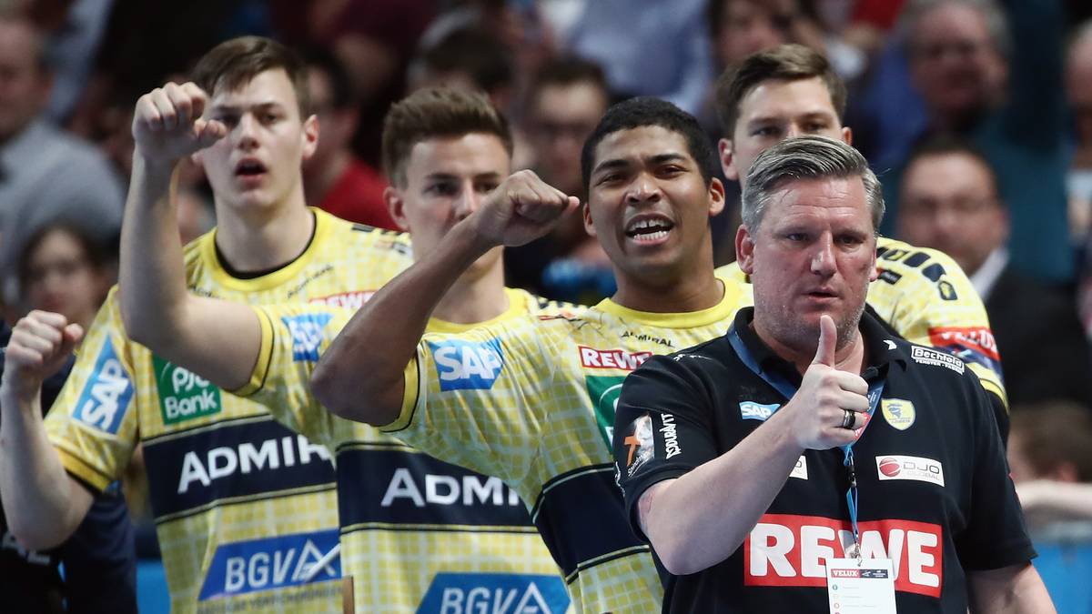 RHEIN-NECKAR-LÖWEN: Ungeschlagen marschiert der amtierende Meister durch die Vorbereitung. Darunter sind auch Siege gegen Vizemeister Flensburg und Champions-League-Sieger Vardar Skopje, im Supercup am Mittwoch wird Kiel niedergerungen. Die Badener zeigen also bereits früh, dass sie in Topform sind 