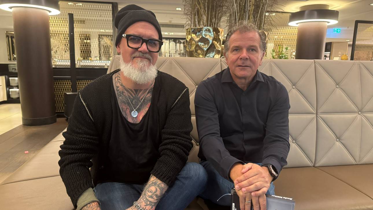 Andy Möller mit SPORT1-Reporter Reinhard Franke