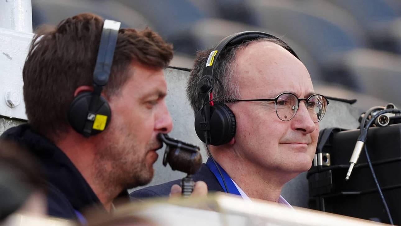 BBC-Sportjournalist John Murray (r.) kennt sich mit Manchester City bestens aus