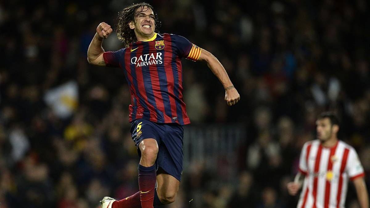 CARLES PUYOL (1999-2014): Der Verteidiger mit der markanten Frisur übernahm 2003 die Kapitänsbinde von Luis Enrique. Nach Migueli und Xavi war er der dritte Spieler, der die Marke von 550 Pflichtspielen für Barca knackte