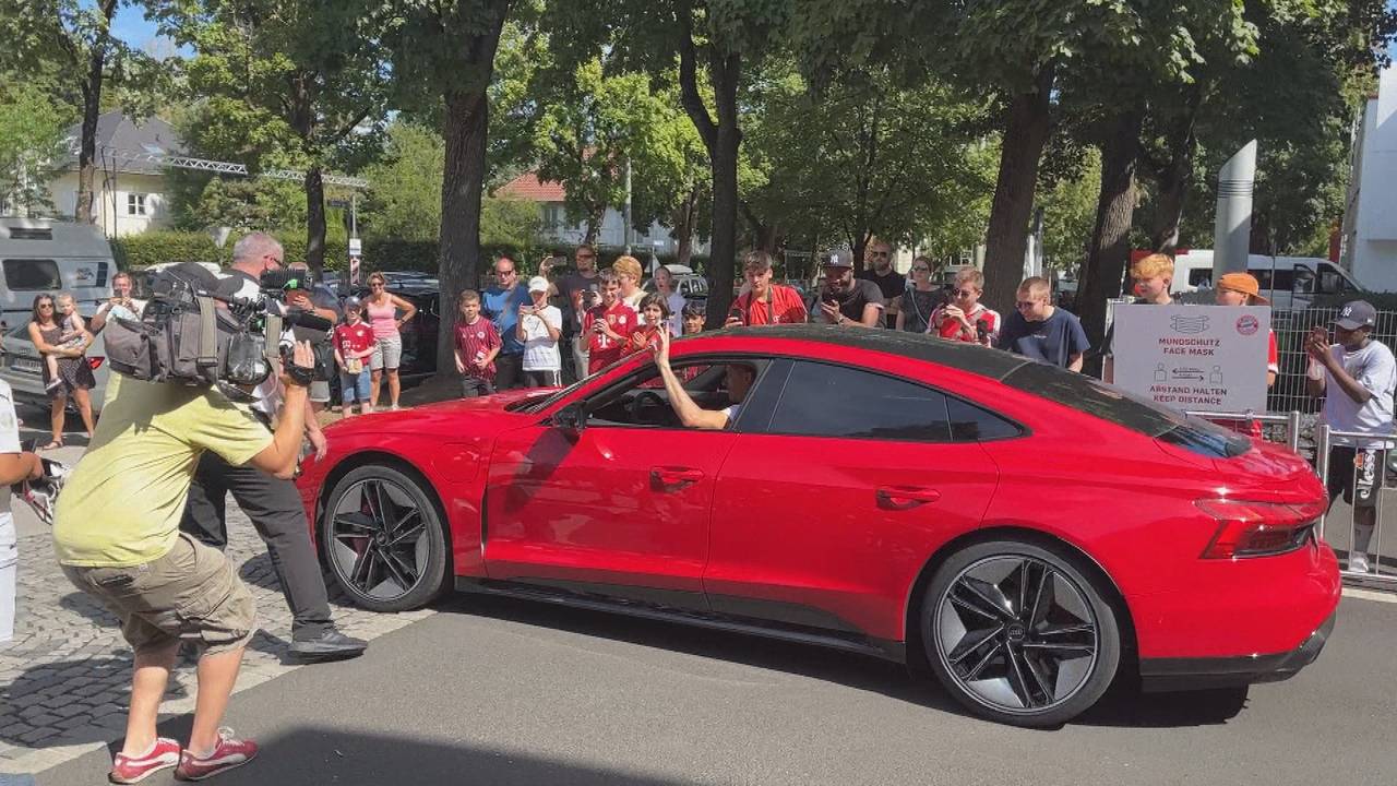 Robert Lewandowski: Fans verhöhnen den Superstar an der Säbener Straße