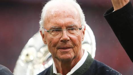 Franz Beckenbauer besuchte Bayerns Spiel gegen Frankfurt