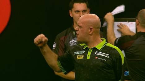 Michael van Gerwen schlägt beim Grand Slam of Darts Gary Anderson mit 5:2 und sorgt damit für ein deutsches Achtelfinale zwischen Lukas Wenig und Niko Springer.