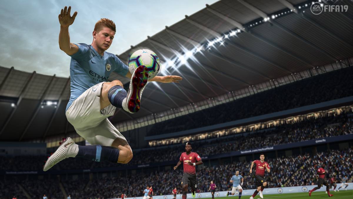 Mit dem neuen Active Touch System können Spieler noch dynamischer auf Flanken und Pässe reagieren - und diese im Idealfall perfekt annehmen, wie hier Kevin De Bruyne von Manchester City