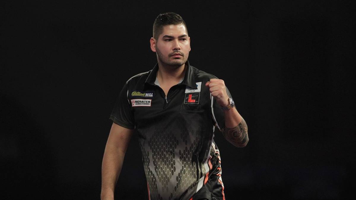 Im letzten Spiel der 1. Runde meldet die "Cobra" Ansprüche auf den Status eines Geheimfavoriten an. Der Niederländer Jelle Klaasen fertigt "Rockstar" Joe Cullen im ICE-Tempo ab und zieht souverän in die nächste Runde ein.