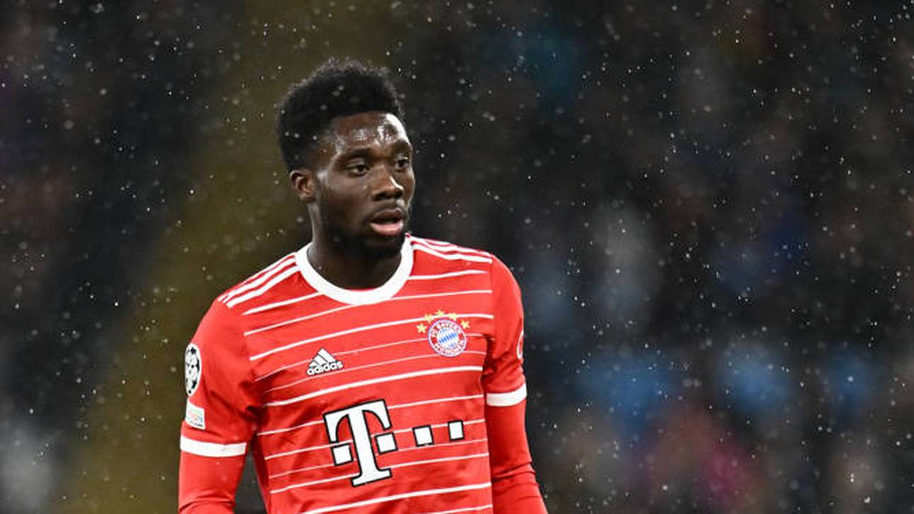 Kurioser Fangesang gegenüber Davies