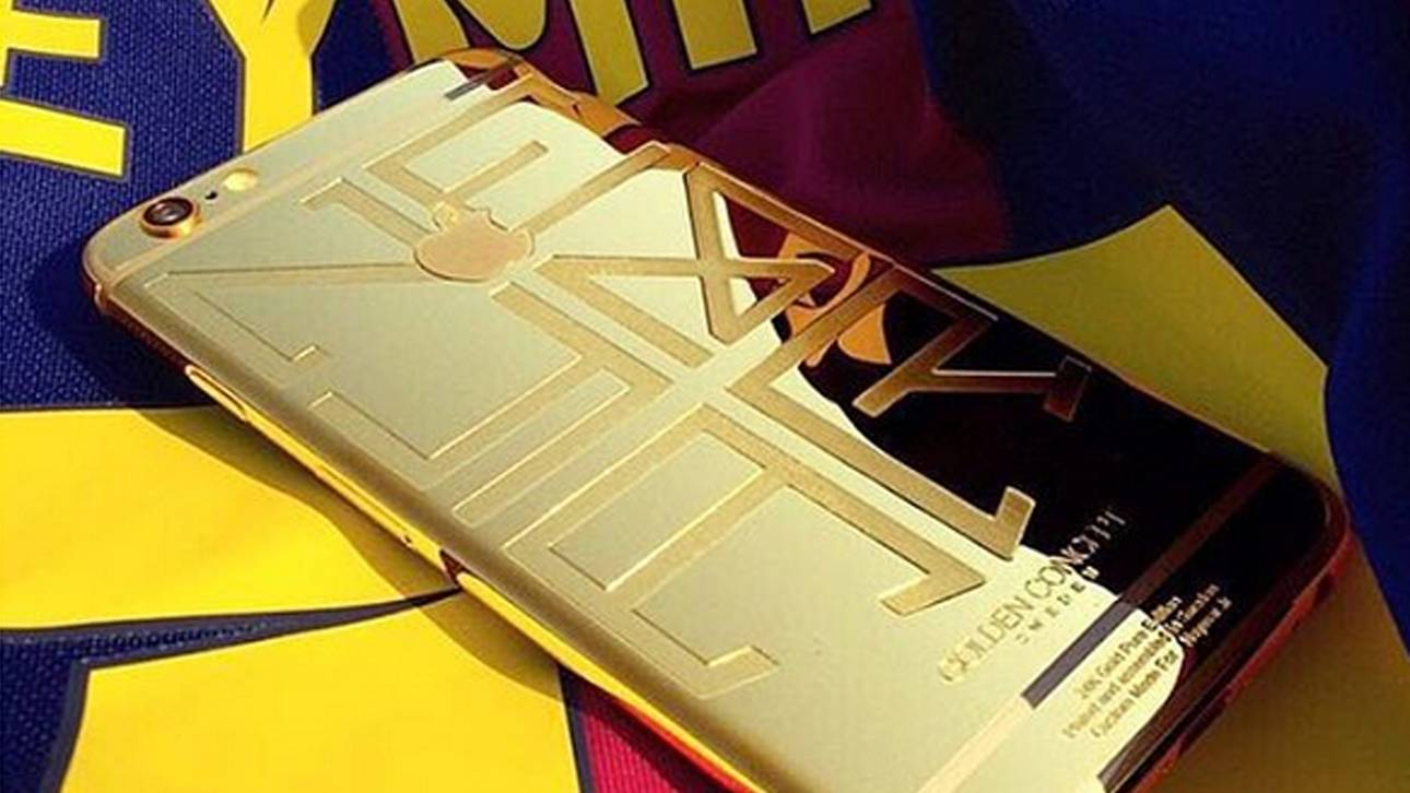 Neymar legt sich goldenes Handy zu