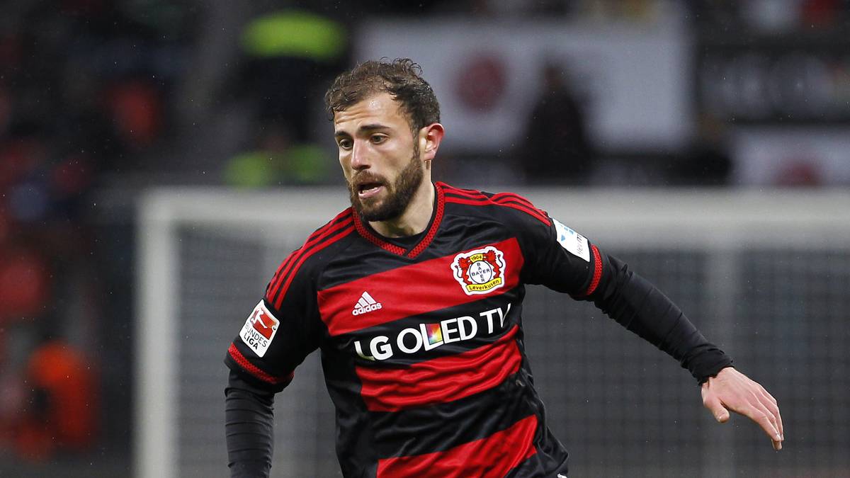 ADMIR MEHMEDI (ab 86.): Wohl der heimliche Gewinner des Spiels. Durfte erst in den letzten fünf Minuten mitmachen. Weshalb, weiß wohl nur Roger Schmidt. Immerhin blieb Mehmedi so frei von jeglicher Kritik - SPORT1-Note: ohne Bewertung