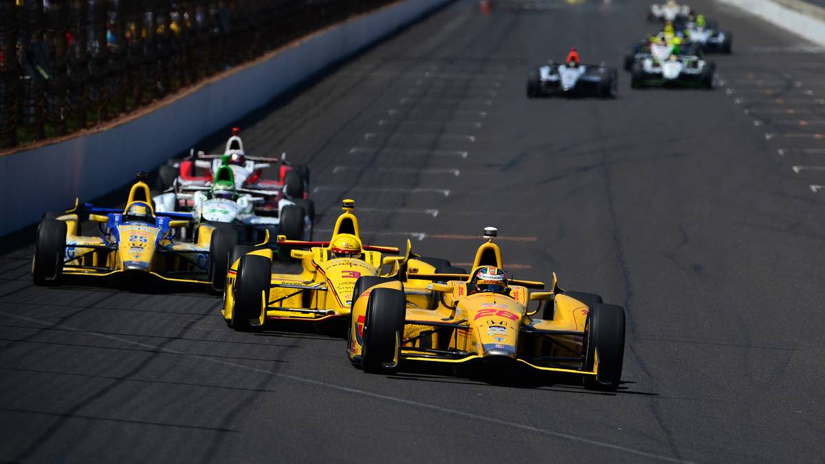 Richtig eng wird es 2014. Ryan Hunter-Reay gewinnt mit dem Wimpernschlag von 0,0600 Sekunden vor Helio Castroneves