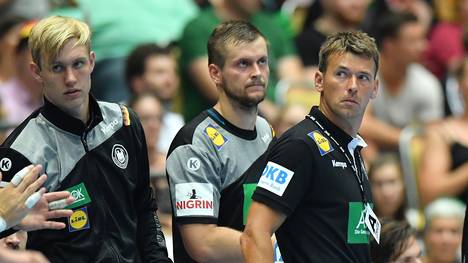 Christian Prokop (r.) führt das deutsche Team als Trainer in die Heim-WM im Januar