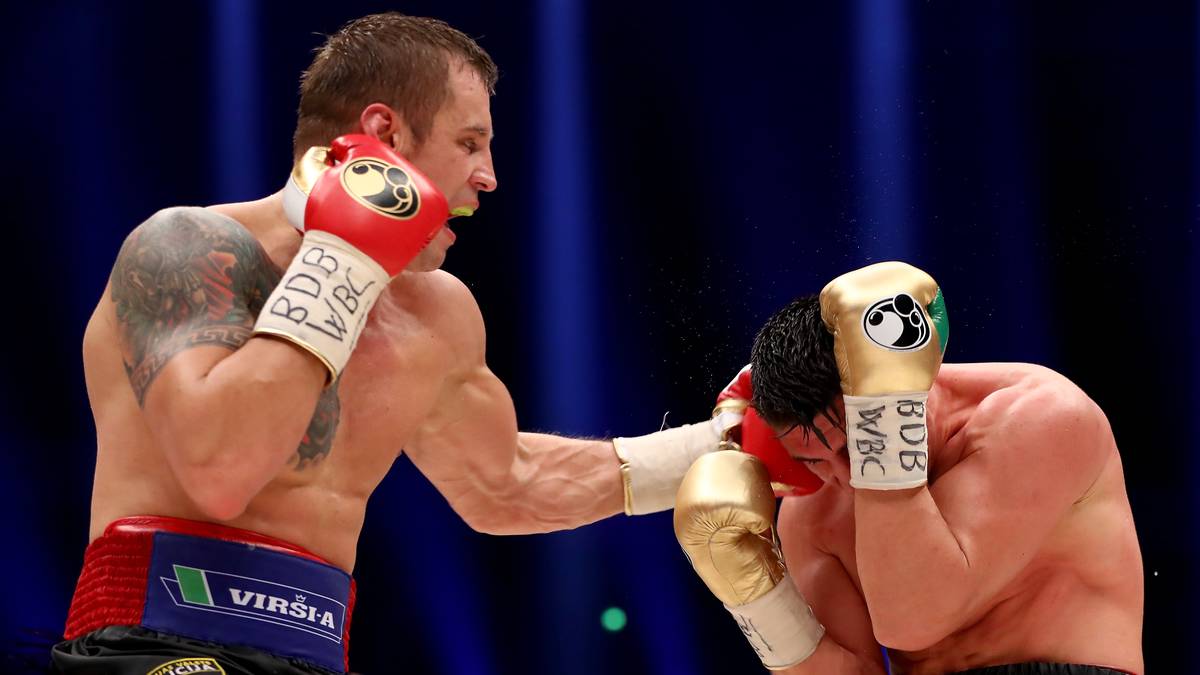 In Runde acht noch einmal ein Lichtblick: Huck kann diesen Durchgang zu seinen Gunsten entscheiden. In den letzten vier Runden kann er Briedis aber nicht mehr gefährden