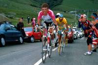 Jan Ullrich versteigert sein legendäres Tour-Rad aus dem Jahr 1998 - die Auktion wird aber nicht für alle Radsport-Fans zugänglich sein. 
