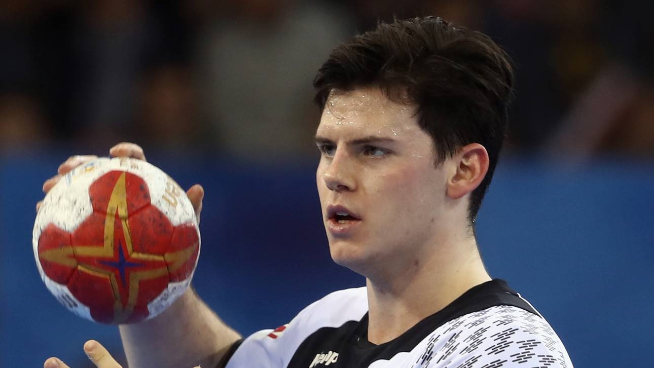 Füchse binden Nationalspieler Ernst