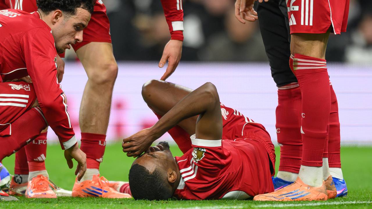 Schöne Geste von Isaks Gegenspieler