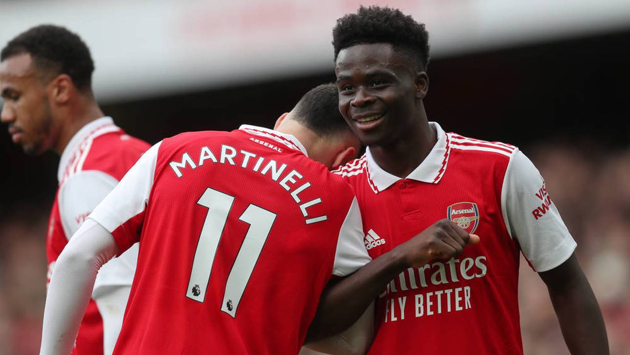 Arsenal weiter Tabellenführer