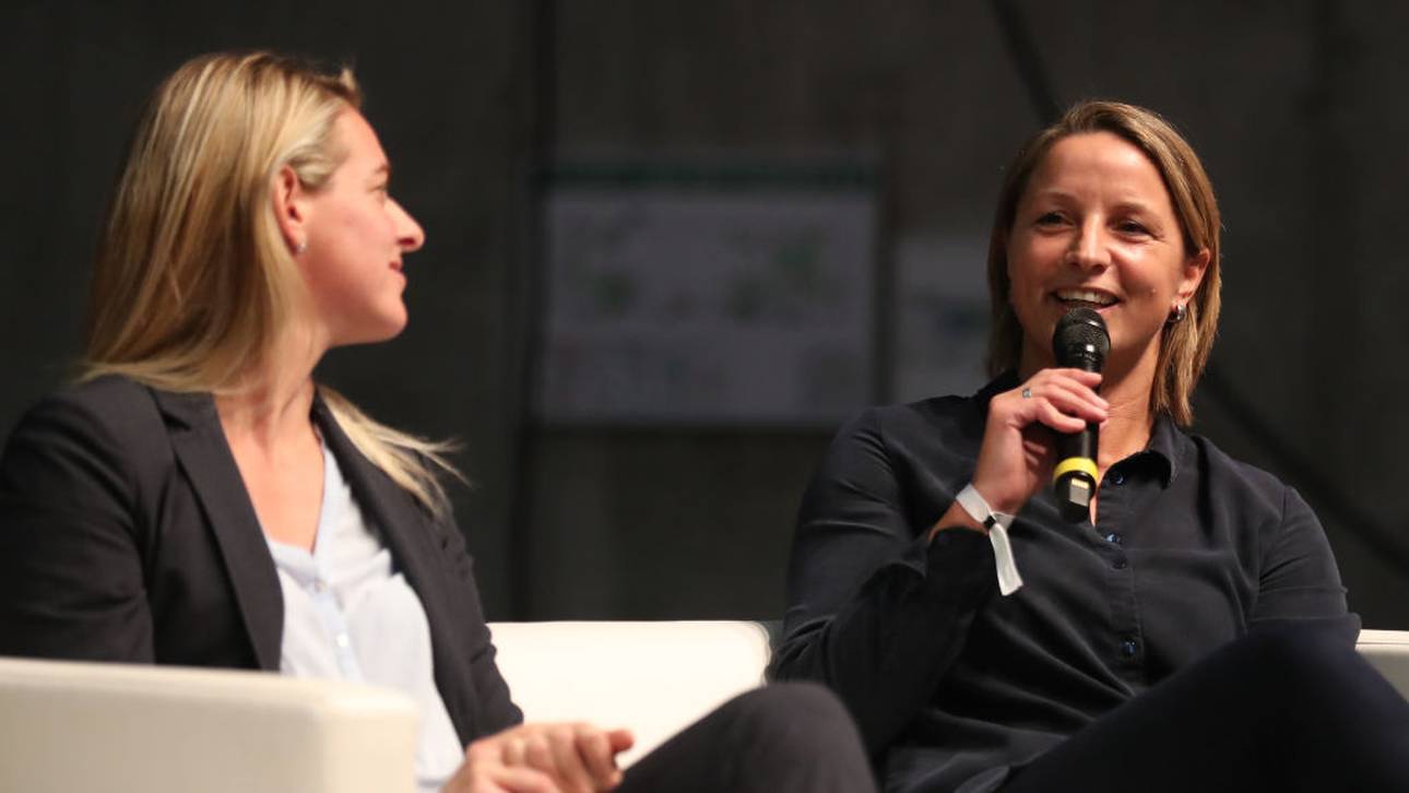 Grings mit Fünferpack an Torwand